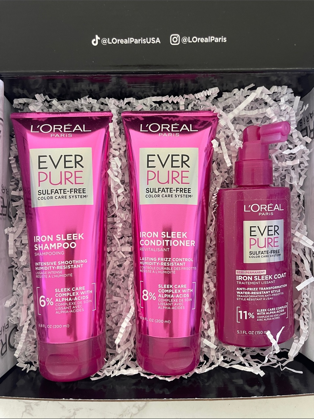 L'Oreal Ever Pure Iron Sleek Shampoo Conditioner & Coat - Bright Pink